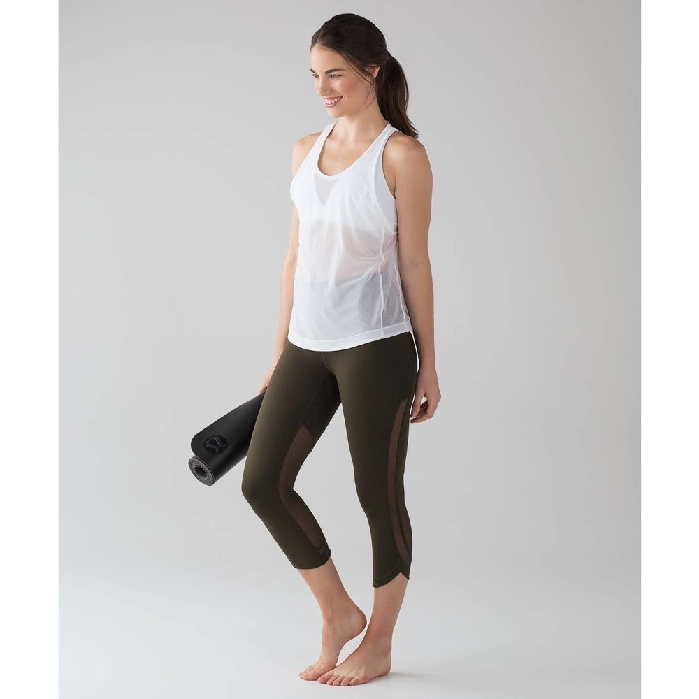 Lululemon Revitalize Crop (21") Dark Olive size 6
